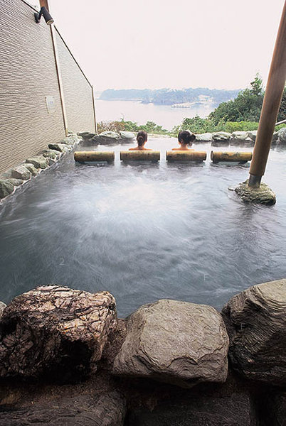 ETA379-ONSEN-01_rlim5rfL1IVb.jpg