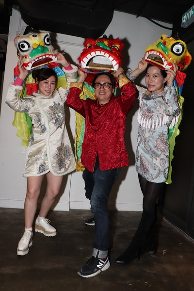 Party-190210_103-Q.jpg