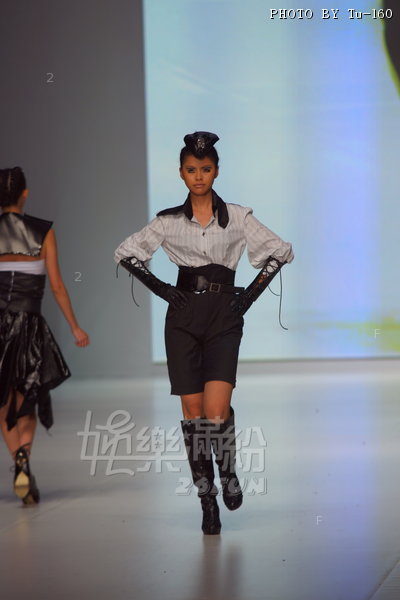 HKFW2010-D4M4_046.jpg