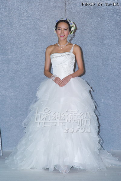 Wedd-1112d3f_009.jpg