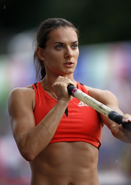 yelena_isinbaeva003.jpg