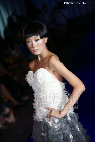 HKFW2010S-D1M2_184.jpg