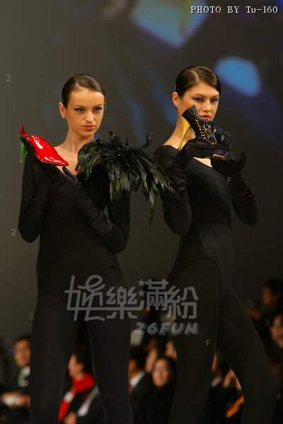 HKFW2010-D2M3_009.jpg