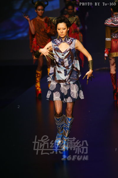 HKFW2011W-D1M2_014.jpg