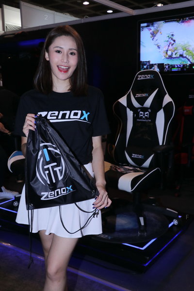 HKCCF-1708-Zenox_04.JPG