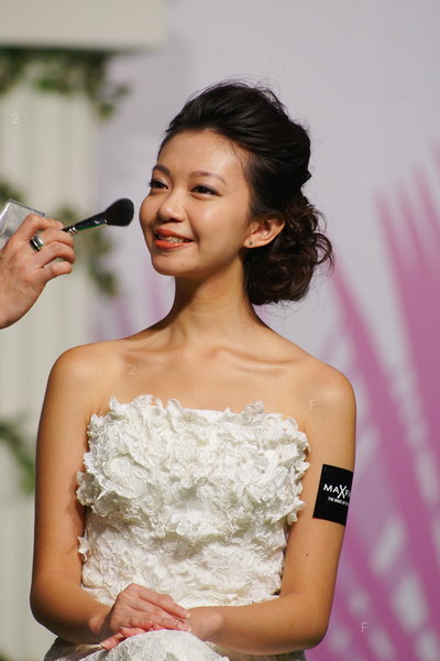 MaxFactor-Wedd1206_42.jpg