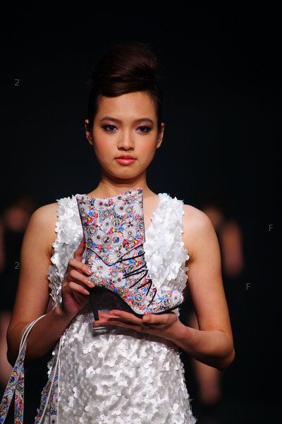 HKFW2011W-D1M3_112.jpg