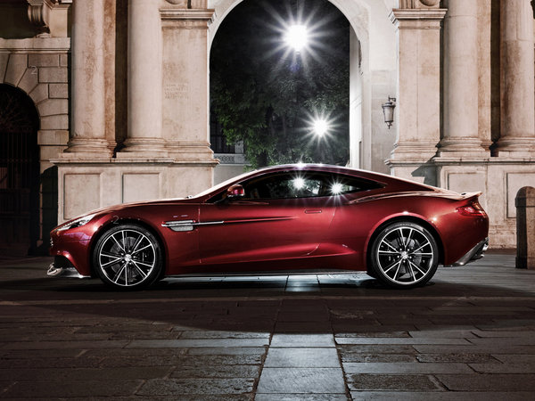 astonmartin_am-310-vanquish-2012_r22_jpg.jpg