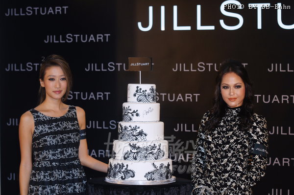 JillStuart-121005_076.jpg