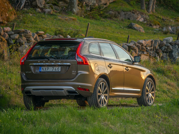 volvo_xc60-2013_r9_jpg.jpg