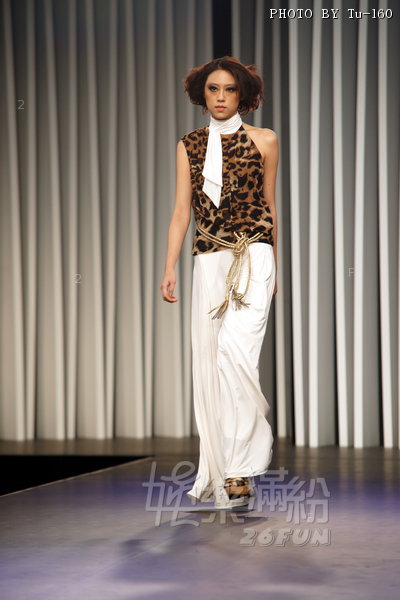 HKFW2010S-D2M1_052.jpg