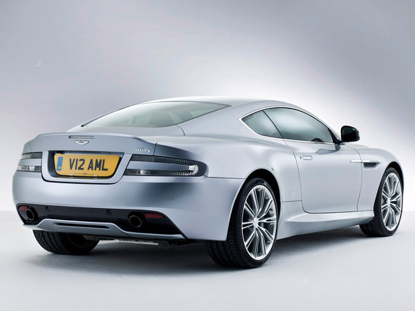 astonmartin_db9-2013_r5_jpg.jpg