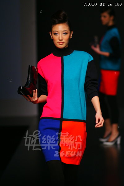 HKFW2011W-D1M3_021.jpg