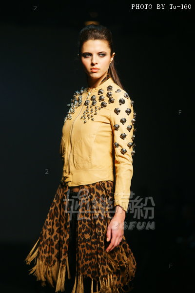 HKFW2011W-D3M1_026.jpg