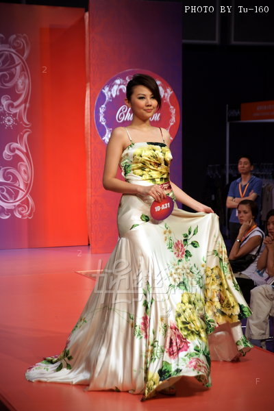 HKFW2010S-D3C2_06.jpg