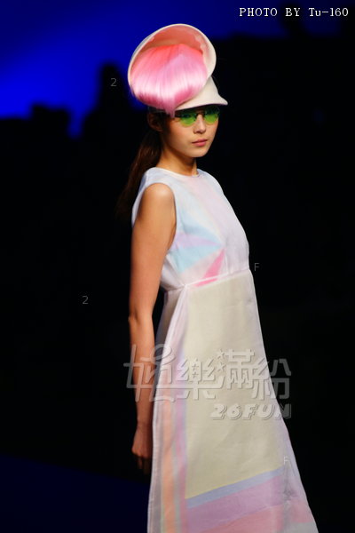 HKFW2011W-YDC_115.jpg