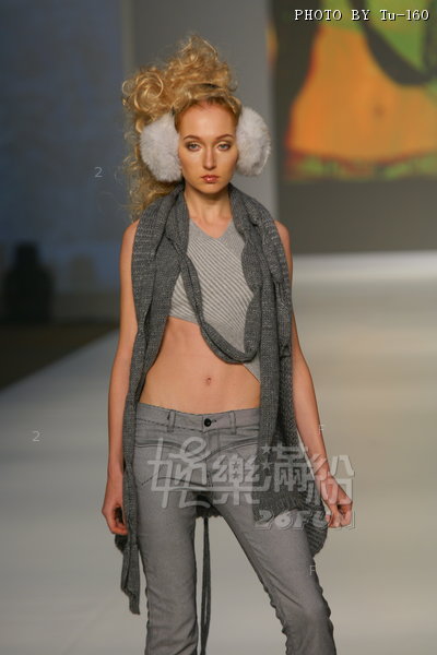 HKFW2010-D4M2_140.jpg