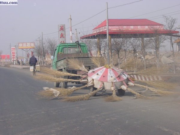 大陆扫街车.jpg