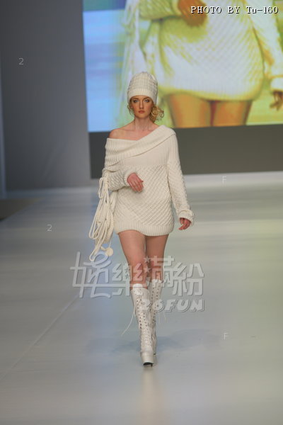 HKFW2010-D4M2_145.jpg