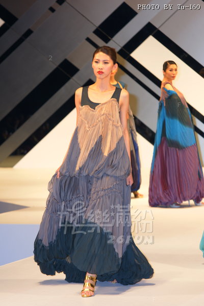 HKFW2010-D1M2_025.jpg