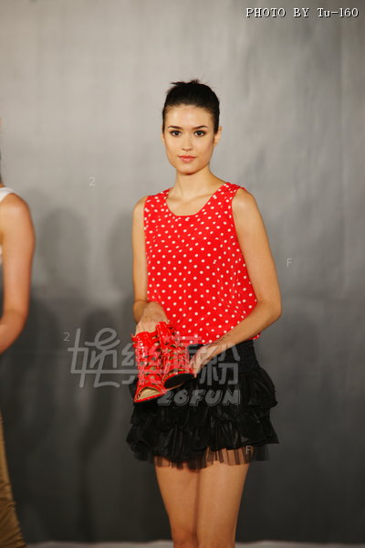 HKFW2011S-D1M1_064.jpg