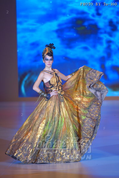 HKFW2010-D2M1_179.jpg