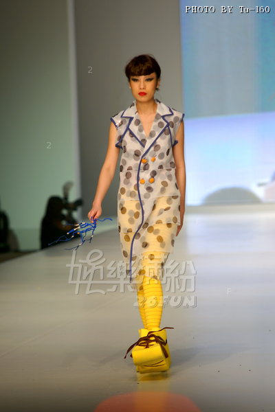 HKFW2010-D4M4_025.jpg