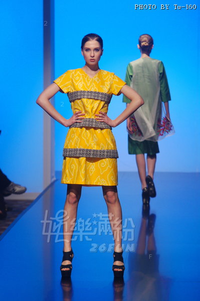 HKFW2013SS-D3m1_037.jpg