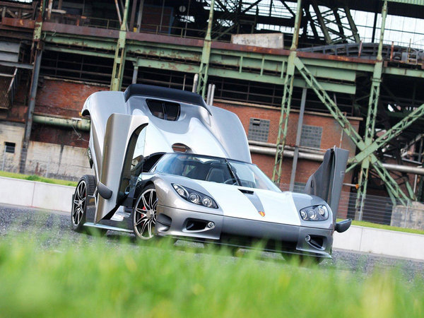 edo_koenigsegg-ccr-evo-817-2010_r24.jpg