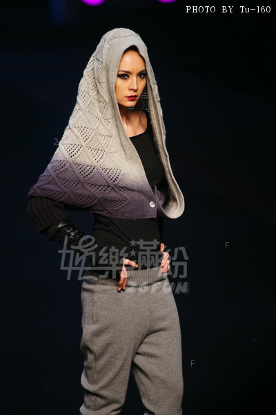 HKFW2011W-D3G1_052.jpg