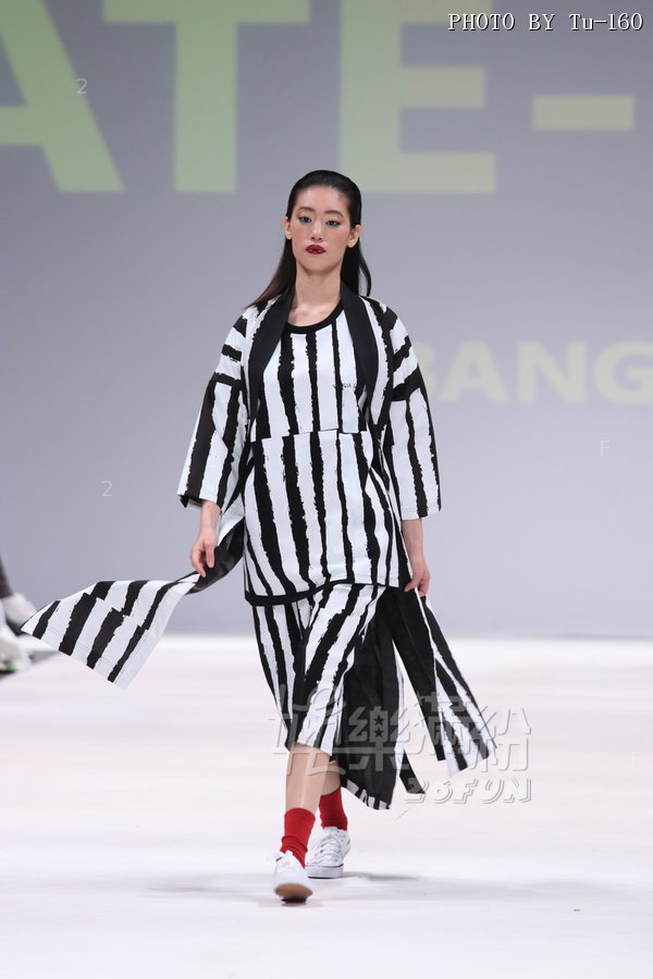 HKFW-1701-d3h1_119.JPG