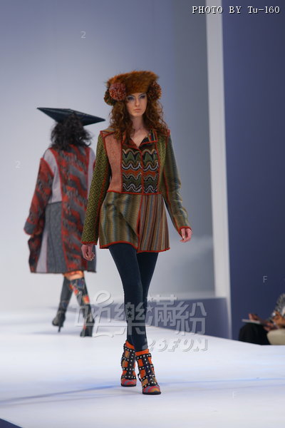 HKFW2010-D2M2_005.jpg