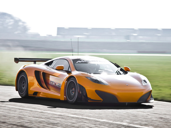 mclaren_mp4-12c-gt3-2011_r8.jpg