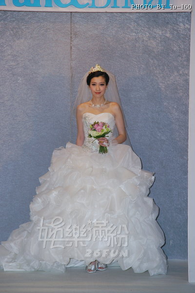 Wedd-1111d2f_31.jpg