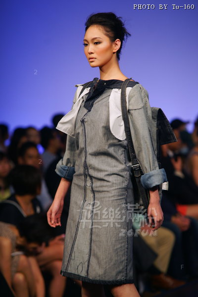 HKFW2012SS-D1HS7_087.JPG