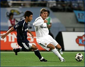 19d1605iwatavsrealmadridbecks288x226p.jpg