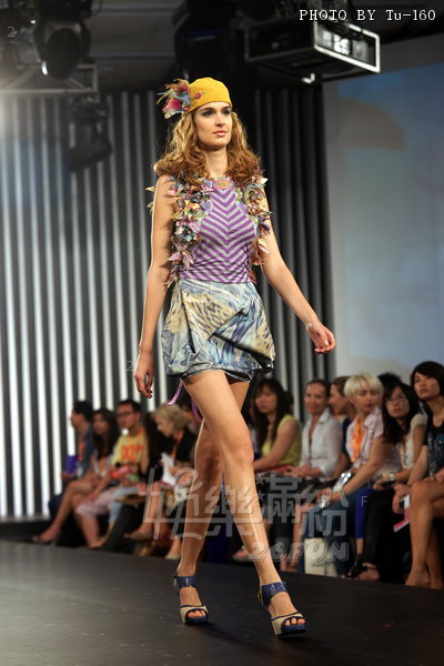 HKFW2010S-D1M1_033.jpg