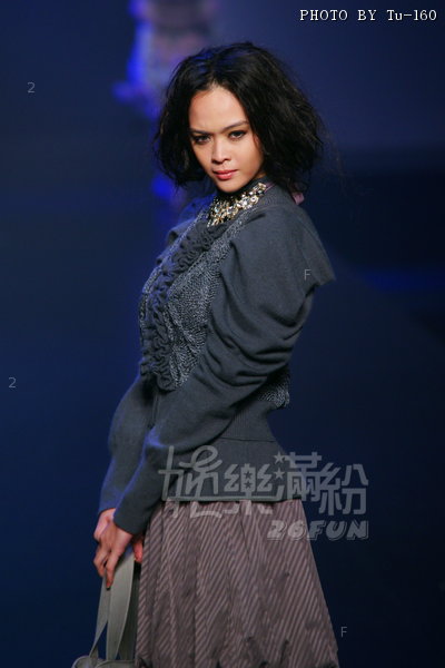 HKFW2011W-D3M4_164.jpg