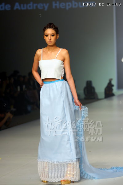 HKFW2010-D4M4_020.jpg