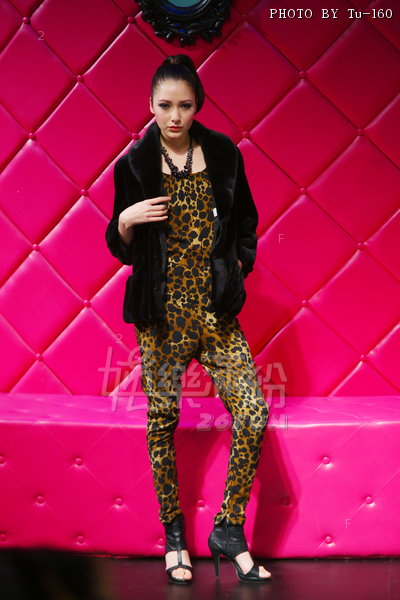 HKFW2011W-D2W4_27.jpg