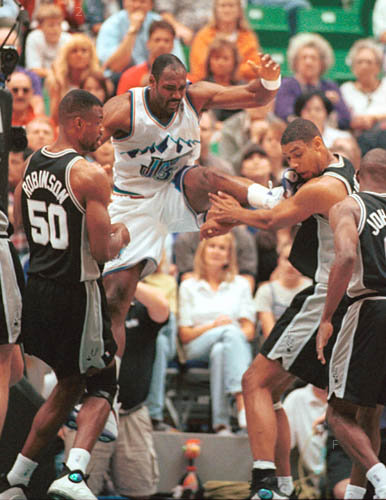 Karl%20Malone%20and%20Tim%20Duncan.jpg