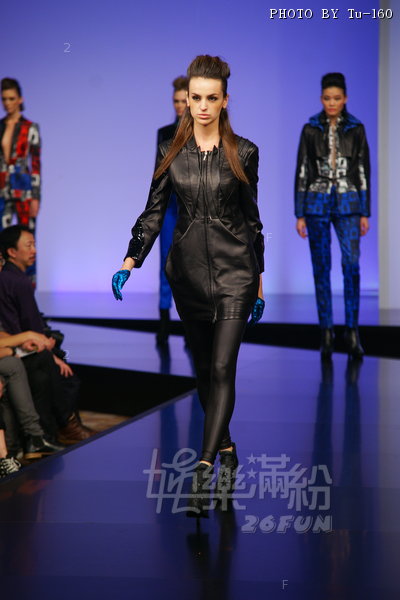 HKFW2012SS-D1m3_239.JPG