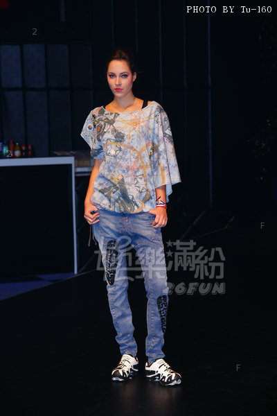 HKFW2011W-D3W5_29.jpg