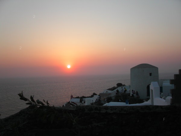 Oia sunset 3.JPG