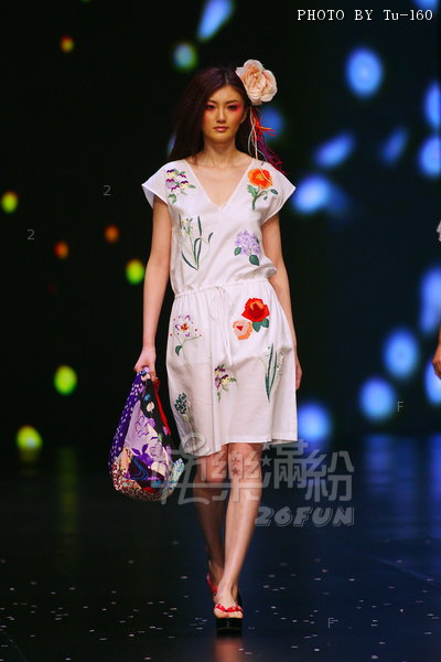 HKFW2011W-D1G1_013.jpg