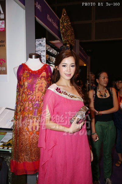 HKFW2010S-Kaprice_53.jpg