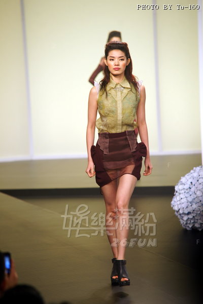 HKFW2011S-D1M2_014.jpg