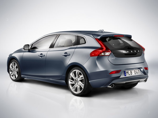 volvo_v40-2012_r9_jpg.jpg