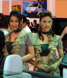 Car-Show-Models8.jpg