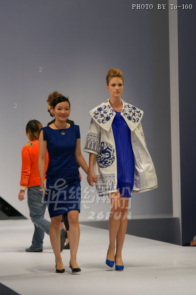 HKFW2010-D4M1_057.jpg